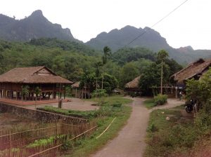 Bản Mường chứa đựng những giá trị văn hóa truyền thống