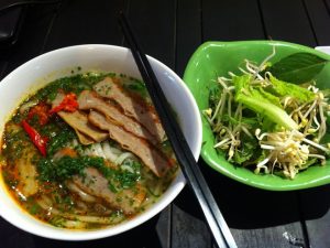 Nhìn thôi bánh canh hẹ cũng hấp dẫn rồi