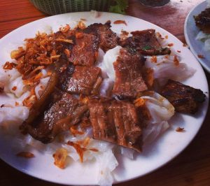 Link Mobile Đăng Ký Tải App Jun88.com 2026 hà nam Mỗi buổi sáng, có đĩa bánh cuốn chả Phủ Lý, ấm bụng vô cùng
