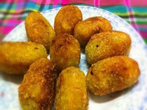 Bánh Pẻng phạ là món ăn dâng lên cúng trời