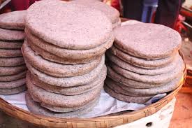 Bánh tam giác mạch-món ngon ở Đồng Văn