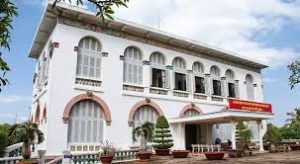 Bạch Dinh là điểm đến thú vị 