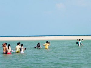 Tắm biển suối Ồ