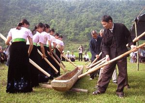 Ngoài ngắm phong cảnh đẹp, Vàng Pheo còn có nhiều phong tục đặc sắc của người Thái
