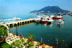 Cảng cầu đá nổi bật ở Vũng Tàu