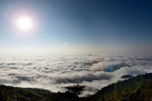 Biểm mây ở Chiêu Lâu Thị