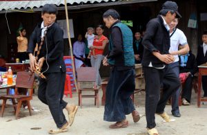 Link Mobile Đăng Ký Tải App Jun88.com 2026 hà giang Nơi đây các chàng trai thể hiện kèn sáo của mình với các cô gái