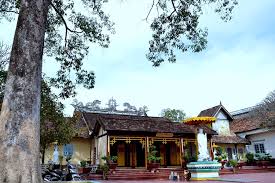 Chàu Bác Ái thuộc phái Bắc Tông thiết kế theo hình Môn là điểm đến thú vị cho du khách
