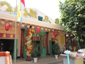 Quang cảnh chùa Đất Sét ở Sóc Trăng