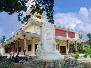 Ngôi chùa Tuyên Linh