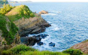 Biển ở huyện đảo Cô Tô hoang sơ và trữ tình
