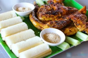 Cơm lam gà nướng thơm ngon, hấp dẫn