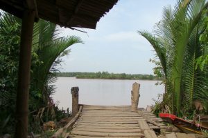 Thưởng ngoạn cảnh đẹp ở Cồn Tiên