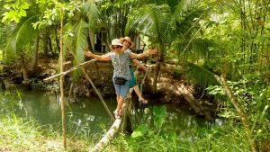 Cầu khỉ ở cù lao An Bình