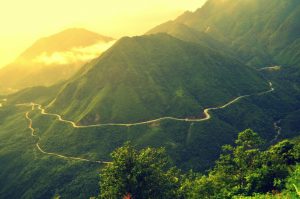Đeò Quy Ồ là con đèo dài nhất Tây Bắc