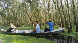 Ngôi thuyền khám phá sông nước An Giang
