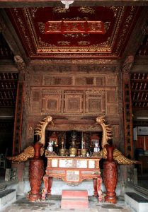 Đình Bảng thờ các vị hoàng thành của làng