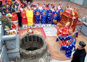 Một nghi lễ ở đình làng giếng Tanh