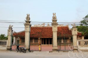 Đình Quan Lạ thuộc huyện Vân Đồn tỉnh Quảng Ninh