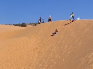 du lich quảng bình Đồi cát Quang Phú