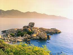 Hòn Chồng- hòn Vợ ở Khánh Hòa