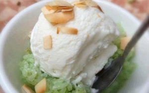 Kem xôi có lớp dừa khô bùi bùi