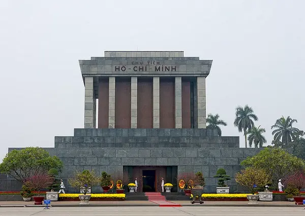 Lăng Chủ tịch Hồ Chí Minh
