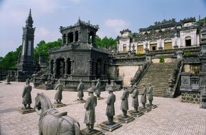Lăng vua Khải Định