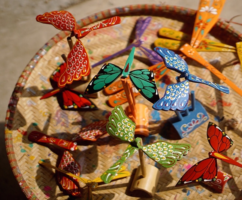 Làng nghề chuồn chuồn tre