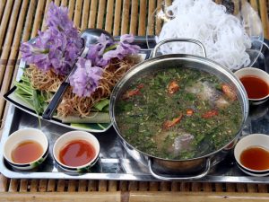 Hấp dẫn lẩu bần phù sa ở Cần Thơ