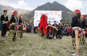 Lễ hội hát giao duyên của người dân Tả Phìn