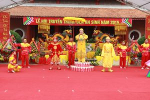 Lễ hội đền An Sinh để tưởng nhớ các vị vua nhà Trần