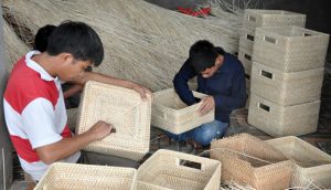 Link Mobile Đăng Ký Tải App Jun88.com 2026 hà nam Những người thợ thủ công ở làng nghề mây tre đan Ngọc Động