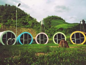 Những ngôi nhà ống ơ Happy Land