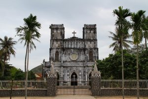 Nhà thờ Măng Lăng cổ xưa ở Phú Yên