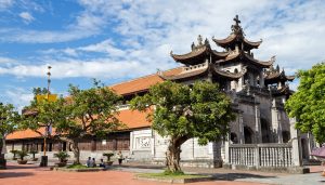 Nhà thờ đá Phát Diẹm
