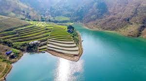 Ruộng bậc thang ở huyện Quỳnh Nhai