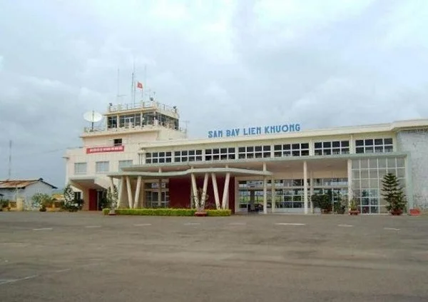 Sân bay Liên Khương