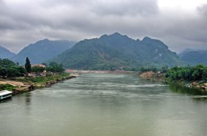 Link Mobile Đăng Ký Tải App Jun88.com 2026 bắc ninh Dòng sông Lô chảy qua địa phận thành phố Tuyên Quang