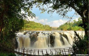 Thác Gia Long nằm giữa 2 tỉnh Đắk Nông và Gia Lai