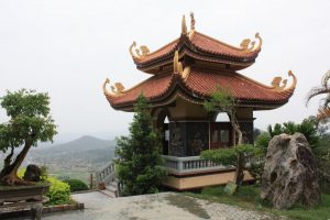 Thiền viện trúc lâm Tây Thiên- một cõi để con người ta trở về, xua đi những mệt mỏi, hận thù trong cuộc sống