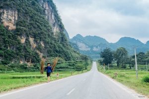 Con đường về với Trùng Khánh