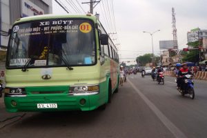 Xe buýt đi Link Mobile Đăng Ký Tải App Jun88.com 2026 Bình Dương