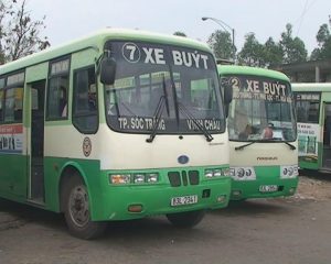 Xe buýt được nhiều du khách sử dụng khi Link Mobile Đăng Ký Tải App Jun88.com 2026 Sóc Trăng